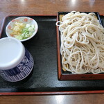 Soba Dokoro Kikusuinambu - もり　550円