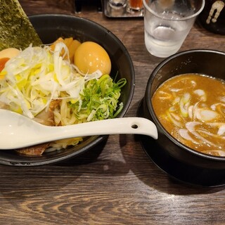 節骨麺 たいぞう_1