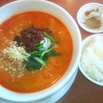 中華キッチン　ぐら - 四川担々麺￥８８０   ＋ライス（ランチ無料）