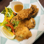 旬魚 たつみ - 岩牡蠣フライ(^_^)