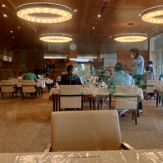 宝塚ゴルフ倶楽部 レストラン_2