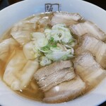 喜多方ラーメン 坂内 - 喜多方わんたんラーメン　880円