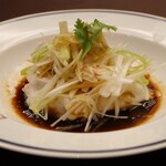 Chuugokuryouri Toukarin - 白身魚と帆立貝の挟み蒸し 葱生姜風味