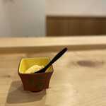 勢麟 - 自家製パッションフルーツミルクジェラート