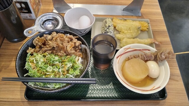 はなまるうどん 山形鉄砲町店 - 山形（うどん）の写真