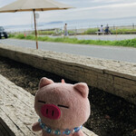サザンビーチカフェ - 微かに江ノ島がー