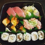 回転寿司すノ家 - まぐろ，いわし，ネギトロ，うなぎ，サバシソ巻