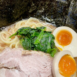 横浜ラーメン 渡来武 - 