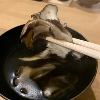 御成門はる - 舞茸とお出汁のお椀