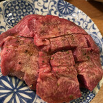 Kome To Yakiniku Niku No Yoi Chi - 厚切り牛タンステーキ✖️2  