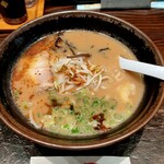 河内らーめん 喜神 - 河内醤油豚骨ラーメン