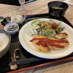 お昼ごはんのお店 Leaf - 鶏のピカタ＠日替定食