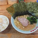 ラーメン六角家 - 