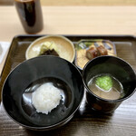 片折 - 煮えばな、いりこ出汁味噌汁、八幡巻、昆布