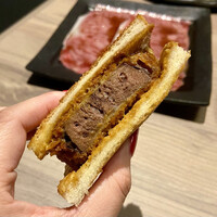 近江うし焼肉 にくTATSU 渋谷店 - 