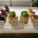 Patisserie Ravi,e relier - 