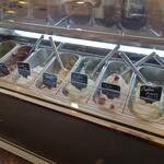 Patisserie Ravi,e relier - 