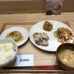 Cafe&Meal MUJI - メイン1品＋デリ3品　¥1,100