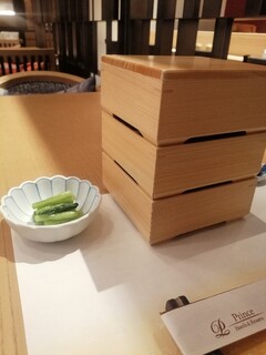 Japanese cuisine  Karatsu