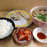 天ぷら ますい - ご飯の大とホルモンうどんと天ぷら2品