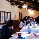 フレンチ 奥村邸 - 店内食事風景