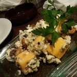 俺のフレンチ EBISU - チーズのオイル漬け　￥399