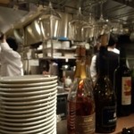 俺のフレンチ EBISU - カウンター！座り席も６席くらいあります！