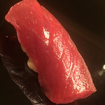 鮨 あらい - 塩釜の鮪。酸味がちょうど良い