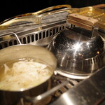 西麻布 焼肉 X - 調理を目の前で