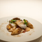レストラン オオツ - 2021.9 イタリア産ポルチーニ茸と苫小牧産ホッキ貝のソテー