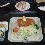 穂づみ - とんかつ定食　800円