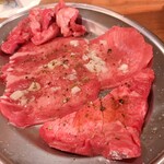 Okome To Yakiniku Niku No Yoichi - 