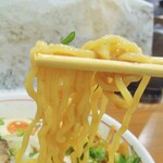 池田麺彩 - 縮れ麺