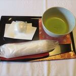 三養荘 - 抹茶・柳月お饅頭