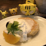 MuGi cafe - パンケーキ、にゅ～～ん！