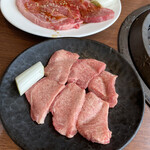 炭火焼肉やまと - 