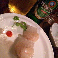 南青山エッセンス - 海老蒸し餃子とチンタオ