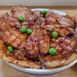 ぱんちょう - 豚丼接写