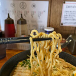 ひろや - ３種類から選べる麺。特に指定しなければ、味噌ラーメンは「太麺」となります。