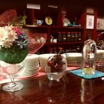 シティーライト - 内観。