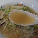 餃子の王将 - 生姜が香って美味しい