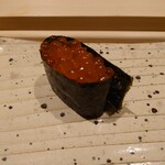 すし宮川  - イクラ