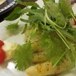 赤坂スペインクラブ アラ - 「本日のオススメのサラダ」は、ホワイトアスパラガスのサラダ
