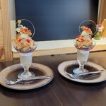 デザートカフェ ハチドリ - モンブランのパフェ～コーヒー・栗・ジャスミン～