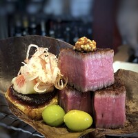 日本料理 TOBIUME - ＊ステーキの厚みがスゴイ、柔らかく口に入れるとトロケマス。
