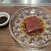 焼肉一頭両騨 町田本店 - 厚焼きレバー
