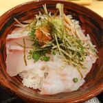 Shokudou Takahiro - 真鯛と勘八丼のアップ