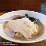 煮干中華ソバ イチカワ - 