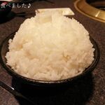 闇市 - 昔話に出てきそうなごはんは280円！！！