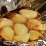 闇市 - 焼肉のお共に“にんにくホイル包み”240円！！！
